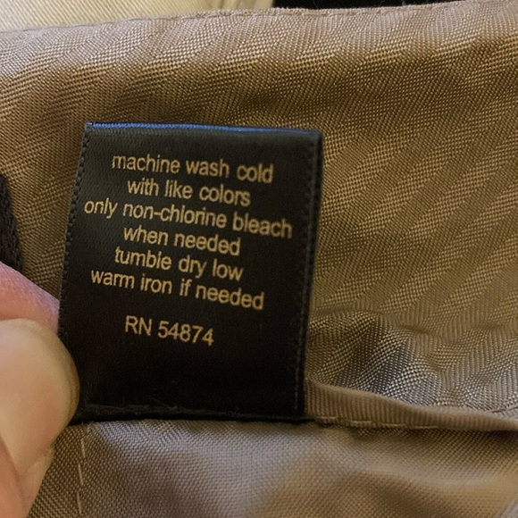 Outback Red cropped Khaki Pants - Picture 5 of 5